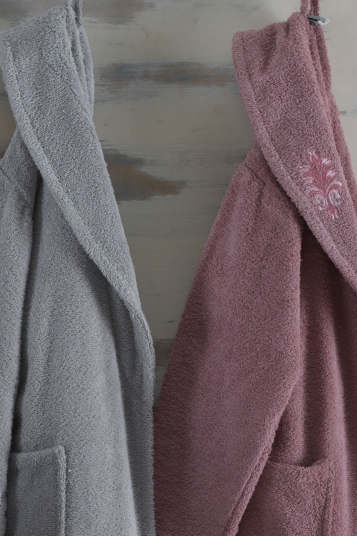 ELART Oscar Bornoz Aile Seti Nakışlı 6 Parça Gülkurusu