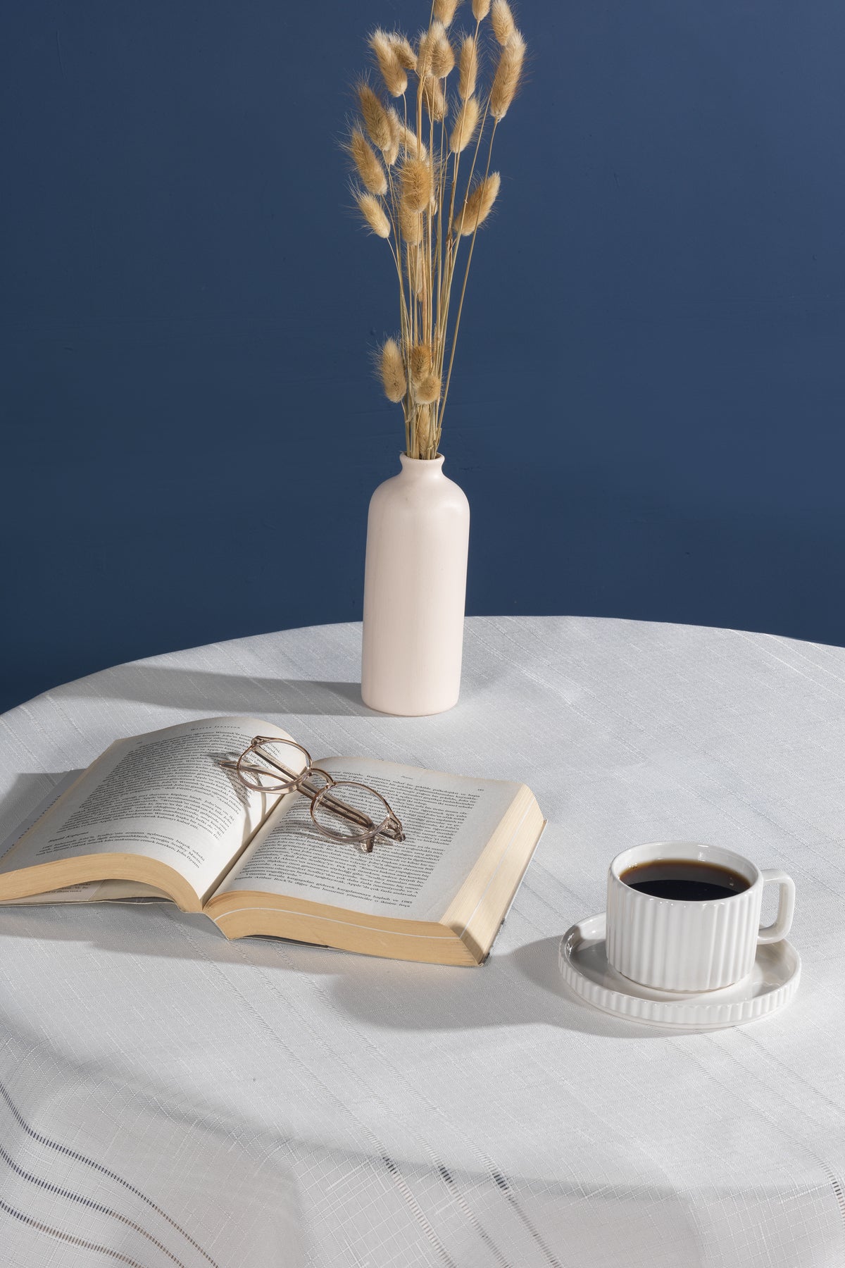 ELART Dream Masa Örtüsü Dertsiz Yuvarlak Krem (160x160 cm)